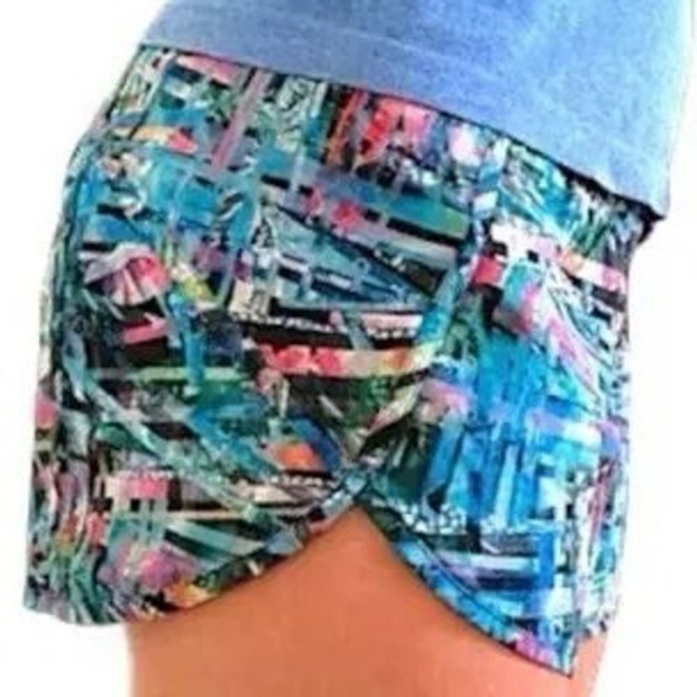 Lululemon seawheeze tracker shorts special edition multicolor women's‎ size 6